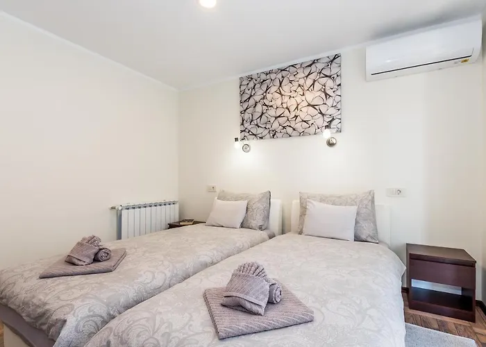 Slatki Snovi Ii Casa de hóspedes Knin